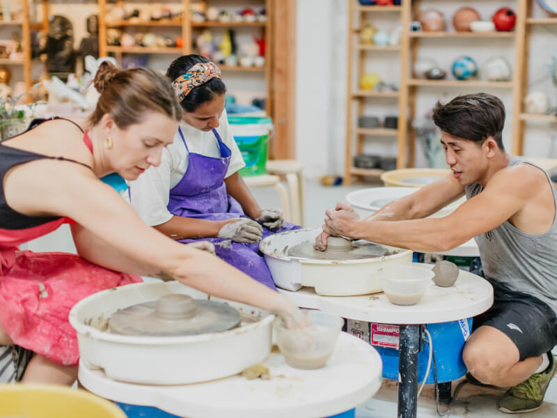 Why You'll Thrive at Pottery Classes in Chicago